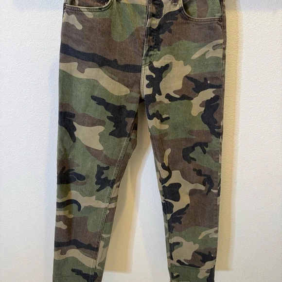 Re/Done Camo Jeans - Picture 3 of 7